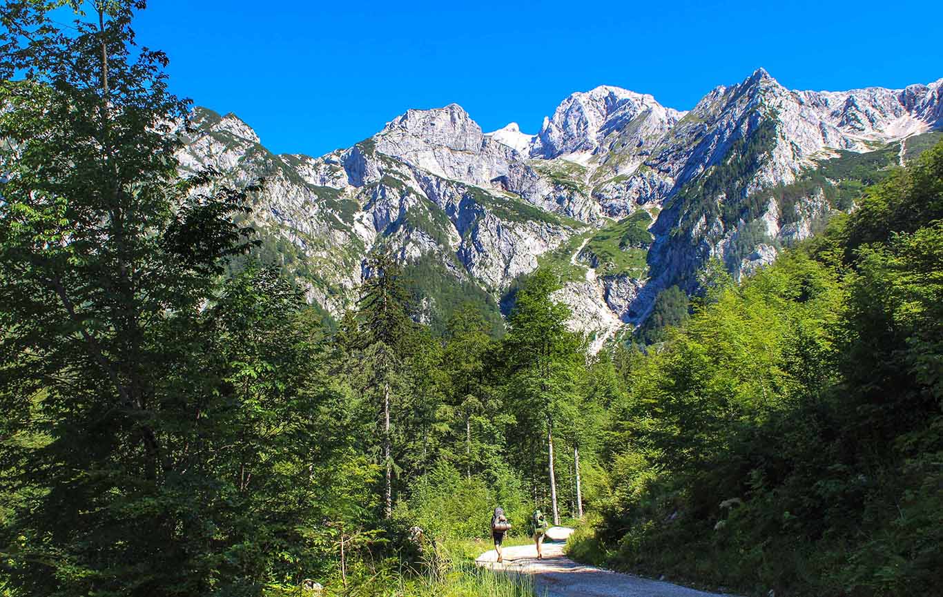 … vrhove nad Koncem in spomini so privreli na dan
